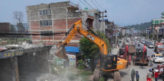 फिर्के खोलाको अतिक्रमण हटाउन पोखरा महानगरको अभियान तीव्र